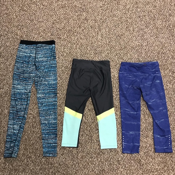 3 pairs joggers work out Nike under armor size sm - Picture 2 of 6